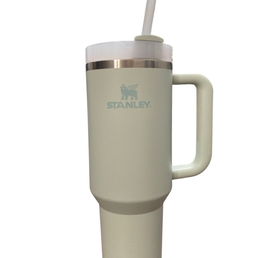 Stanley 40oz Quencher Tumbler with Handle